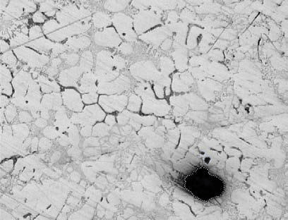 Aluminum alloy porosity detection animation showing pore binarization into blue bitplane